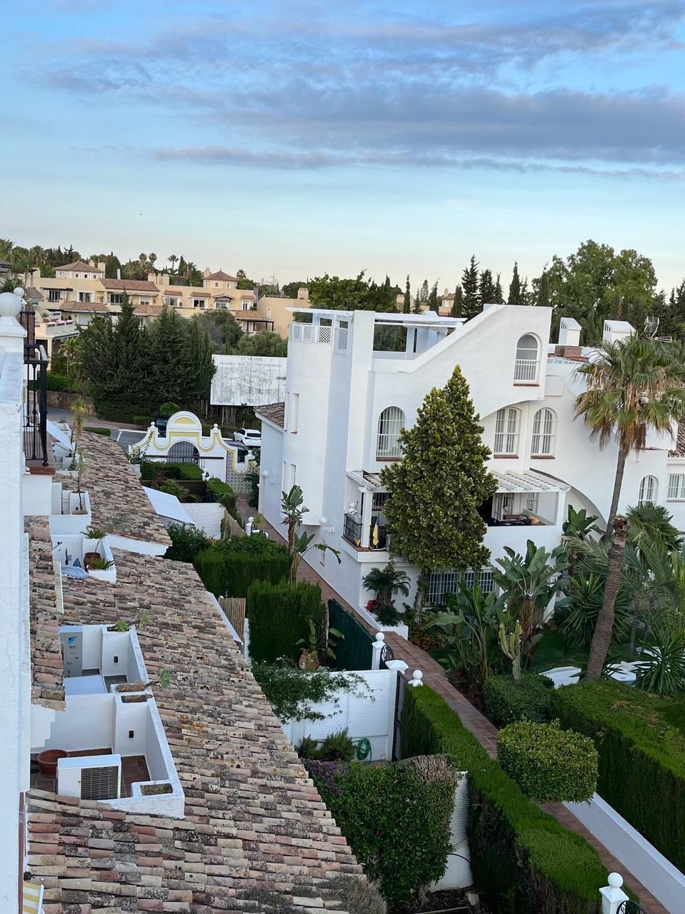 Vistas al conjunto y a los jardines